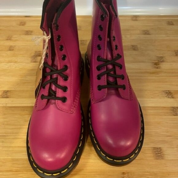 Dr. Marten Hot Pink 1460 SMOOTH LEATHER LACE UP BOOTS - RARE - Picture 6 of 16